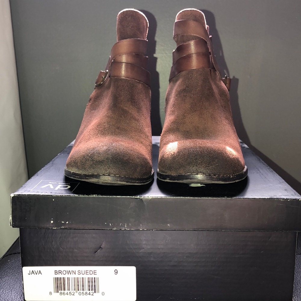 Dolce Vita Brown Suede Java Booties (US 9)